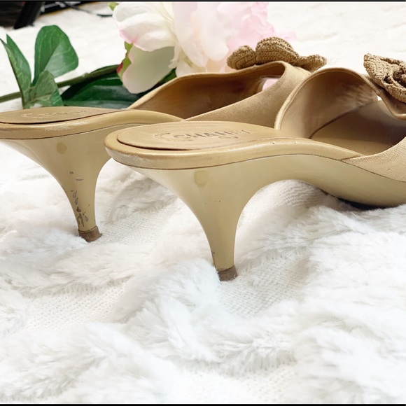 CHANEL camellia sandals - Picture 3 of 5